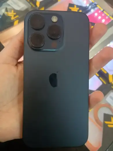 Antes de la reparación: Apple iPhone 15 pro